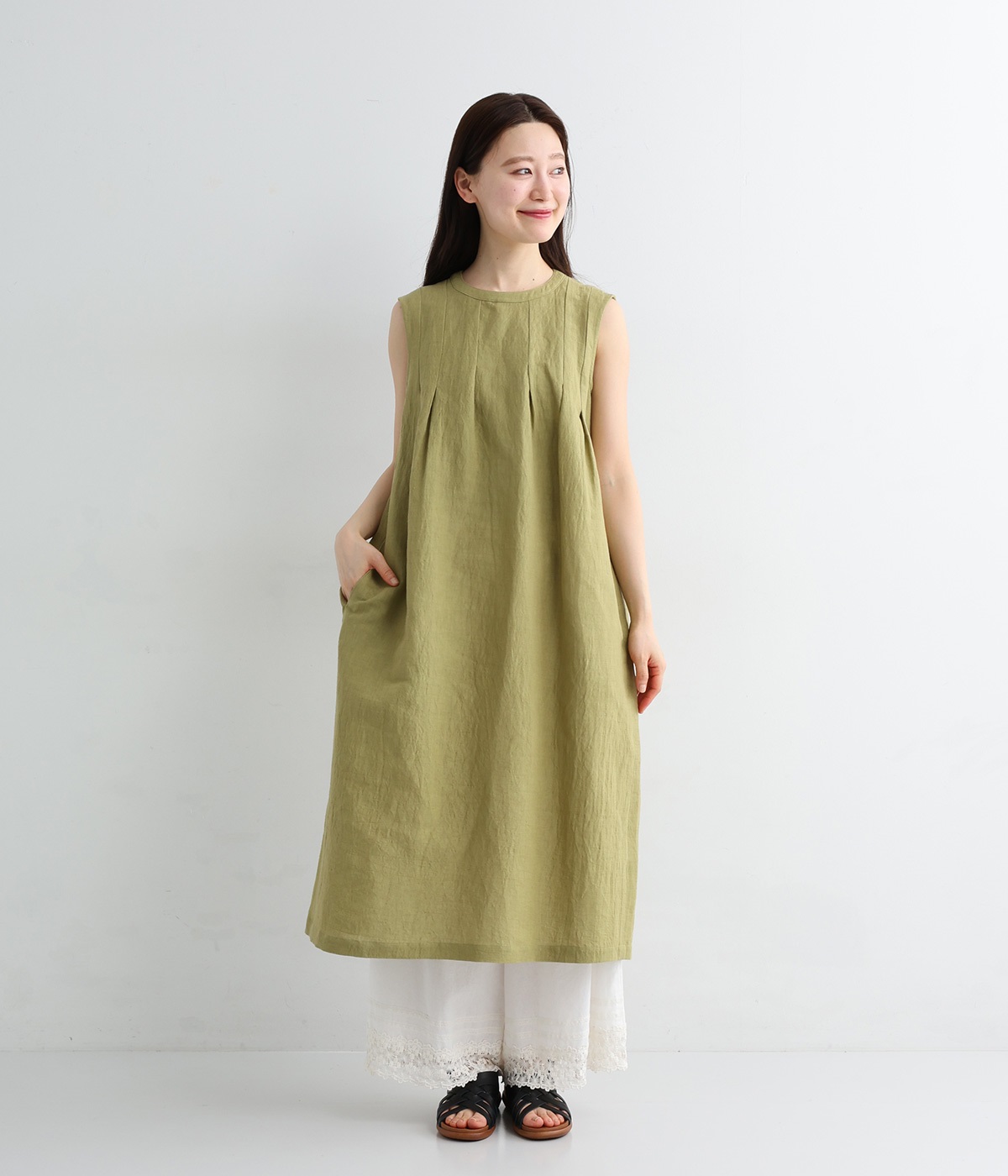 コットンリネン天日干しタックノースリーブワンピース(ライトグリーン-ONESIZE)