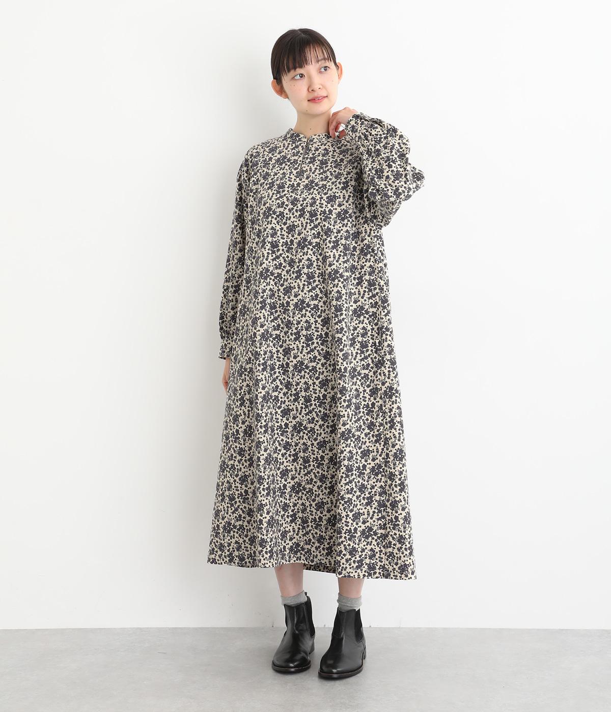 コットンコーデュロイ糸目小花柄ワンピース（nofl）の商品詳細