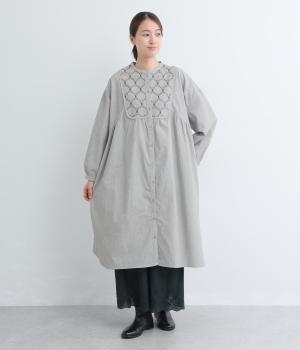 コットンリネン刺繍ヨークワンピース(ライトグレー-F)