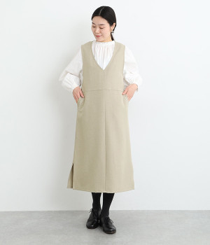 刺繍入りVネックジャンパースカート(ベージュ-L)