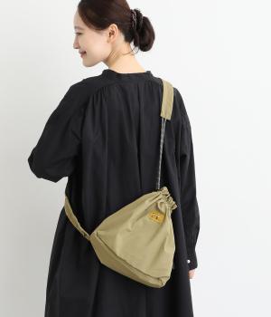 ナイロンドローストリングショルダーバッグ