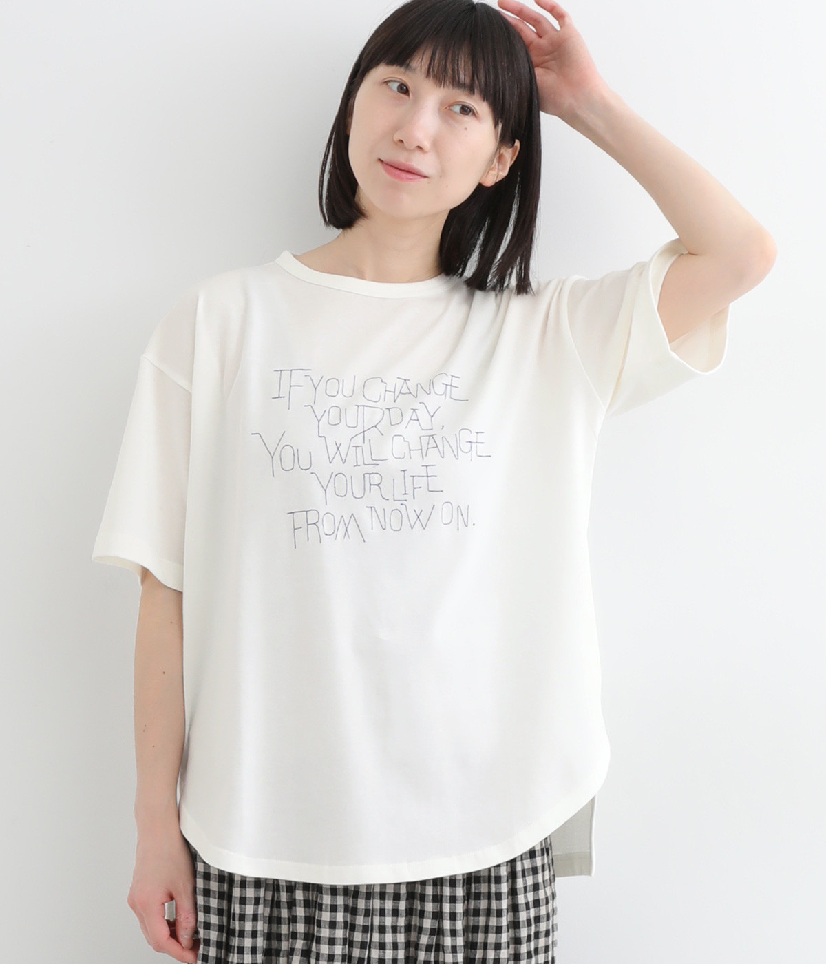 レター刺繍Tシャツ(オフホワイト-M)