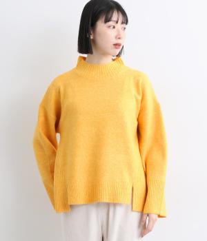ハイネックニットプルオーバー