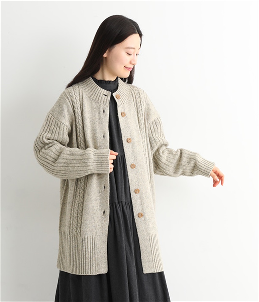 ケーブルニットロングカーディガン