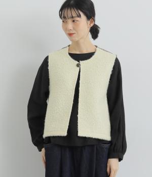 シープボア+布帛異素材づかいベスト