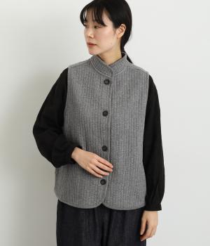 スタンドカラーキルトベスト