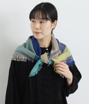 エアウールスクエアストール(ブルー-F)