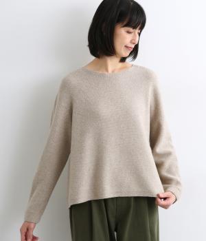 ホールガーメント　ウール丸襟プルオーバー