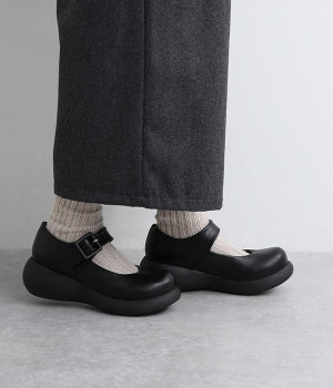 ベルト付ストラップシューズ(ブラック-LL)