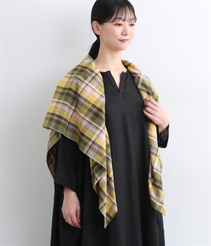 チェック柄ストール