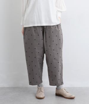 ドット刺繍コットンリネンスラブistaパンツ(チャコール-F)