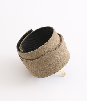 スエード調ヘアカフ