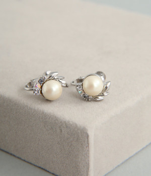 パールリーフイヤリング