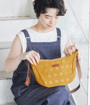 ナイロンドット ラウンドショルダー