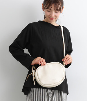 カウレザー オーバルショルダー