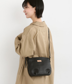 カウレザー　ショルダー(ブラック-ONESIZE)