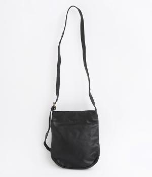 カウレザーミニサコッシュ(ブラック-ONESIZE)