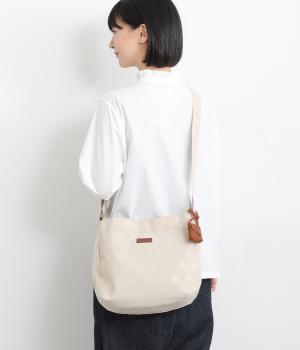 ナイロンドットミディアムショルダー(アイボリー-F)