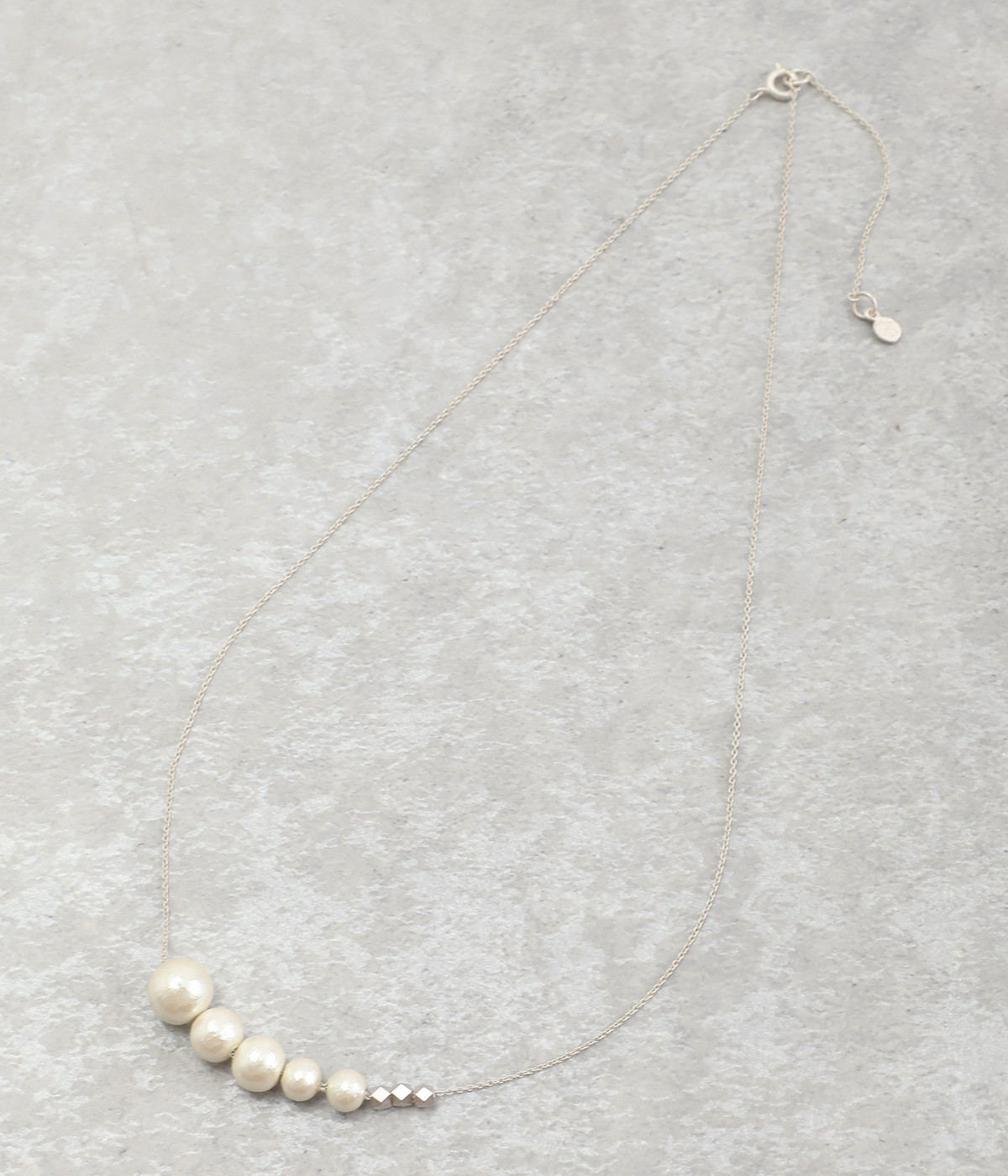 グラデコットンパール＆ビーズ ネックレス（Pisceans）の商品詳細