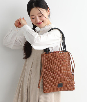 レザーメッシュ　スクエアバッグ