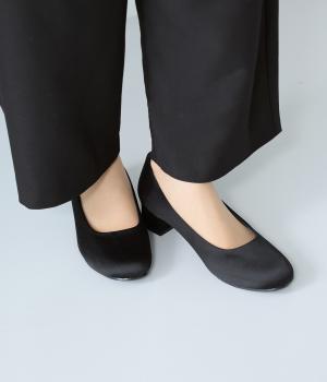 撥水加工3.5cmヒールサテンフォーマルパンプス