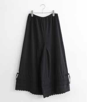 ビエラレーシー2WAYぺチキュロット(ブラック-ONESIZE)