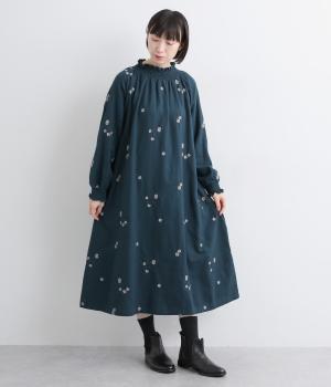 コットン花刺繍シャーリングワンピース(ブルーグリーン-F)