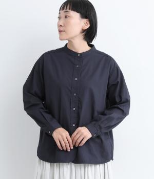 コットンワッシャーバンドカラーラウンドヘムシャツ