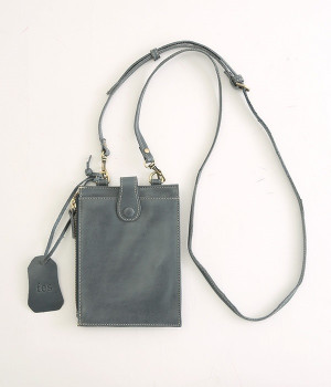 fes/フェス カウレザー ポシェット(ネイビー-ONESIZE)