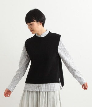 ラムウールベスト