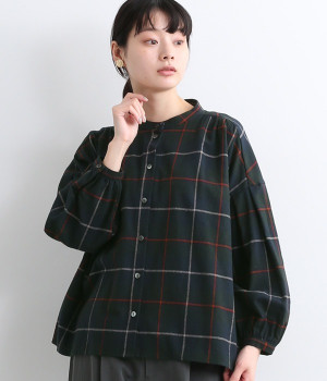 スタンド襟チェックギャザーブラウス