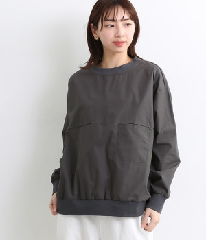 タイプライタークルーネックブラウス