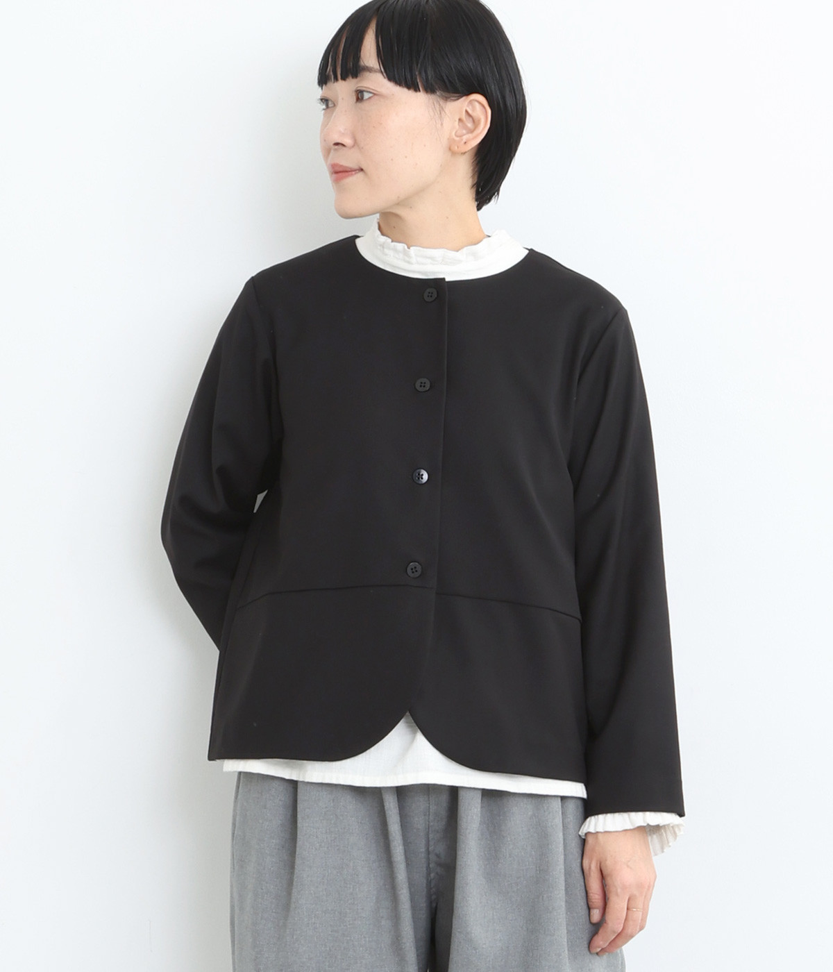 ラウンドカラージャケットブラウス(ブラック-ONESIZE)