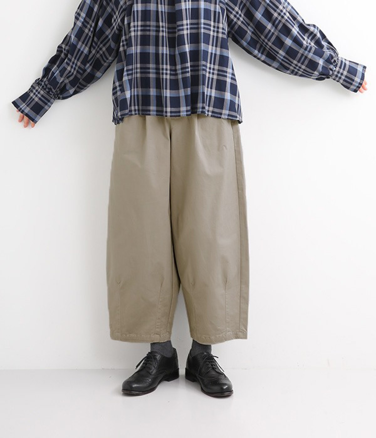 チノクロップドサーカスパンツ（nod）の商品詳細
