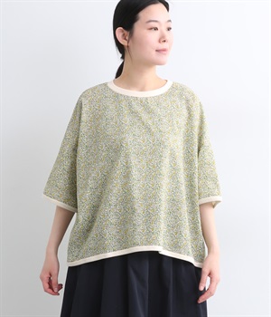 【toujours ensemble】コットンローンミラクルウェーブ小花柄5分袖クルーネックトリミングプルオーバー(イエロー-ONESIZE)