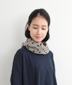ドット柄スヌード