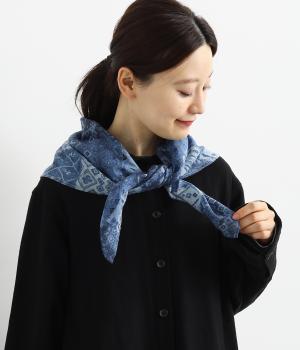 パッチワーク風プリントスカーフ