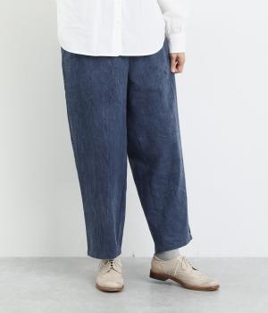 スラブストーンウォッシュ＆小さいポルカドットテーパードパンツ