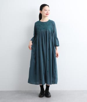 ラクノウ風刺繍コットンワンピース