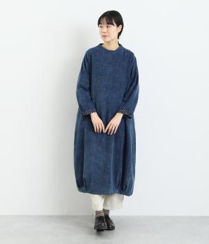 スラブストーンウォッシュ＆小さいポルカドットコクーンワンピース