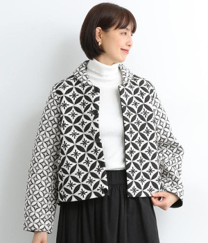 アップリケ刺繍ジャケット
