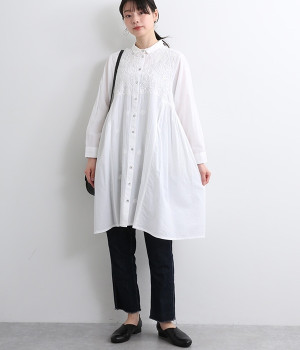 ラクノウ刺繍サイドギャザーロングシャツチュニック
