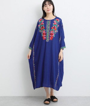 アリ刺繍ドルマンワンピース