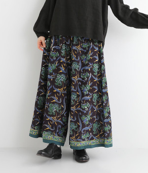 ビッグフラワープリントパンツ