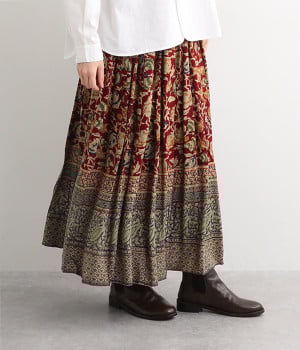 レーヨンフラワープリントスカート