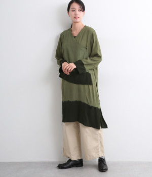 レーヨンアシンメトリースリットチュニック(カーキ-ONESIZE)