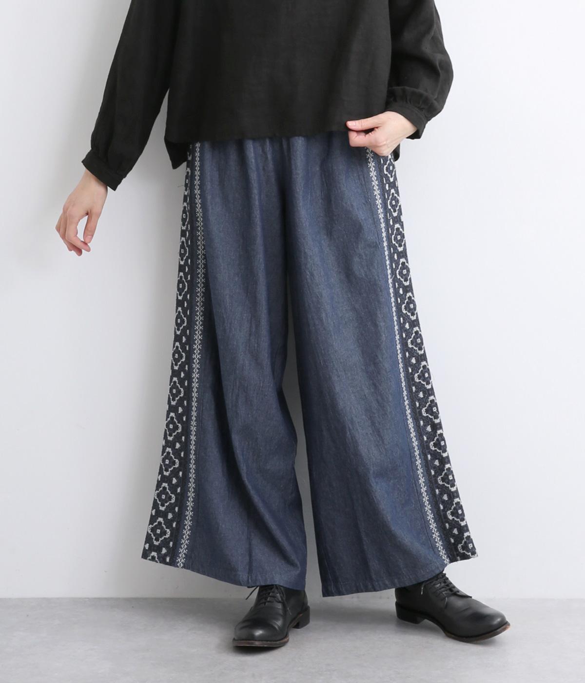 コットンデニムエンブシャツサイドラインパンツ（PORINA）の商品詳細