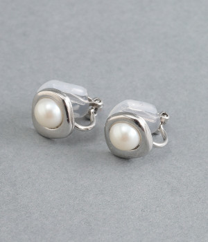 pearl×square frame イヤリング