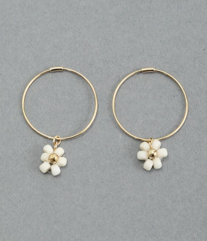 flower　hoop　ピアス(ホワイト-ONESIZE)
