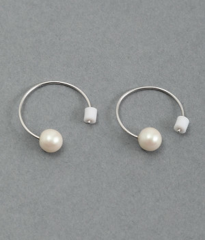 line×pearl　ピアス